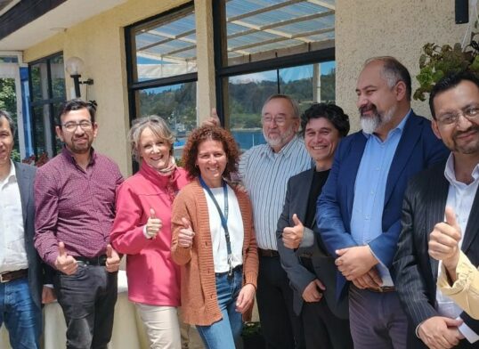 Consejeros Regionales conocen la ciencia aplicada en el Centro i~mar